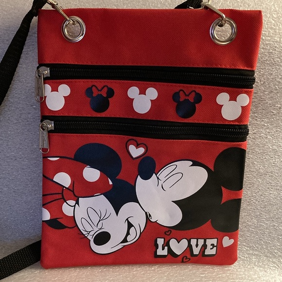 NWOT - Genuine Disney Mickey Mouse ❤️ Red Crossbody Bag Strap & Zippered Pockets - Picture 4 of 9